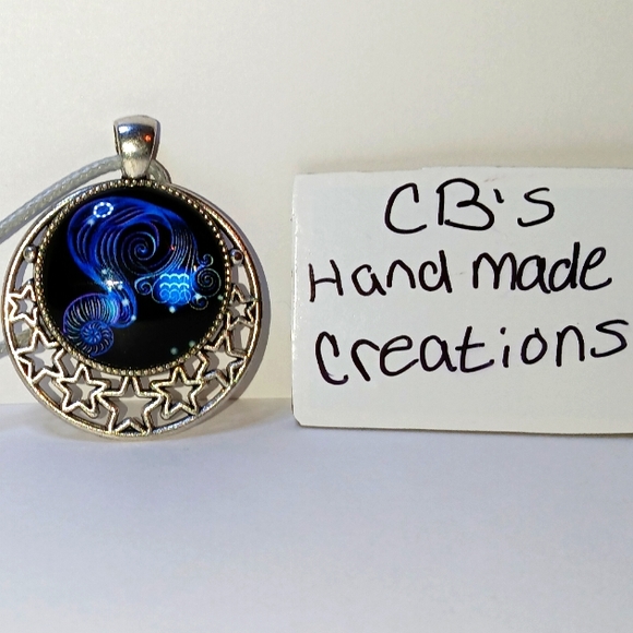 Aquarius Zodiac Pendant - Picture 1 of 1